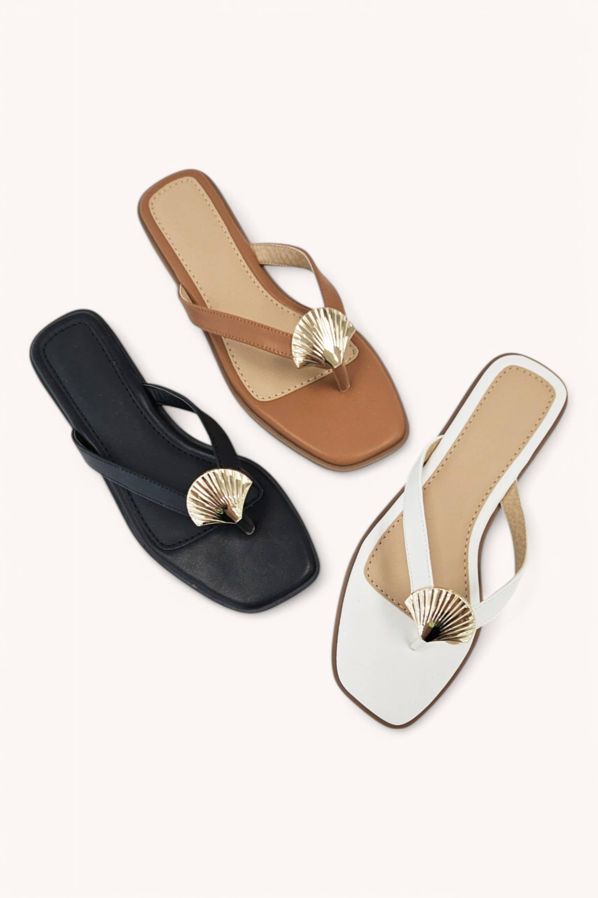 SHELL SANDALS