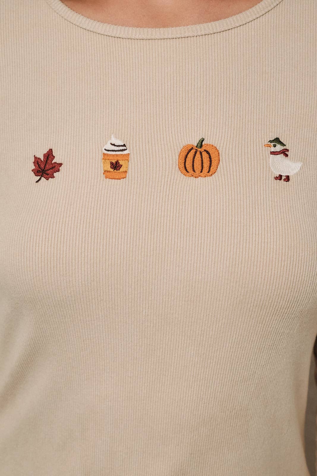 ROUND NECK LONG SLEEVE "FALL THEME" EMBROIDERY RIBBED TOP