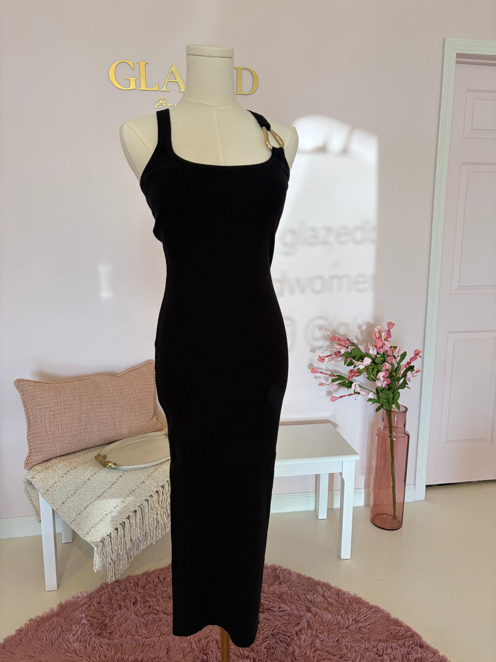 Noir Dress