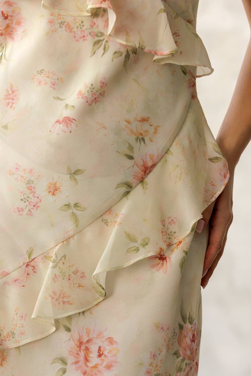 Sweet Cream Floral Midi Dres